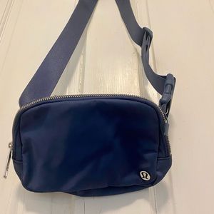 NWOT Lululemon Belt Bag, Navy Blue, one size